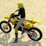 Szimulátor motorkerékpárral a homokban