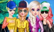 Elsa, Anna, Ariel e Cinderela no acampamento