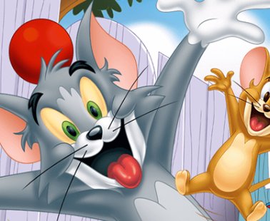 Tom y Jerry batalla en el patio trasero