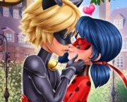Ladybug ve Cat Noir öpüşme