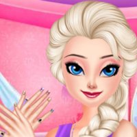 Anna, Cenicienta y Elsa en la manicura