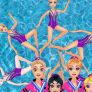 Acrobates nageant avec des princesses