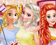 Ariel, Elsa ve Rapunzel çalışma arkadaşı